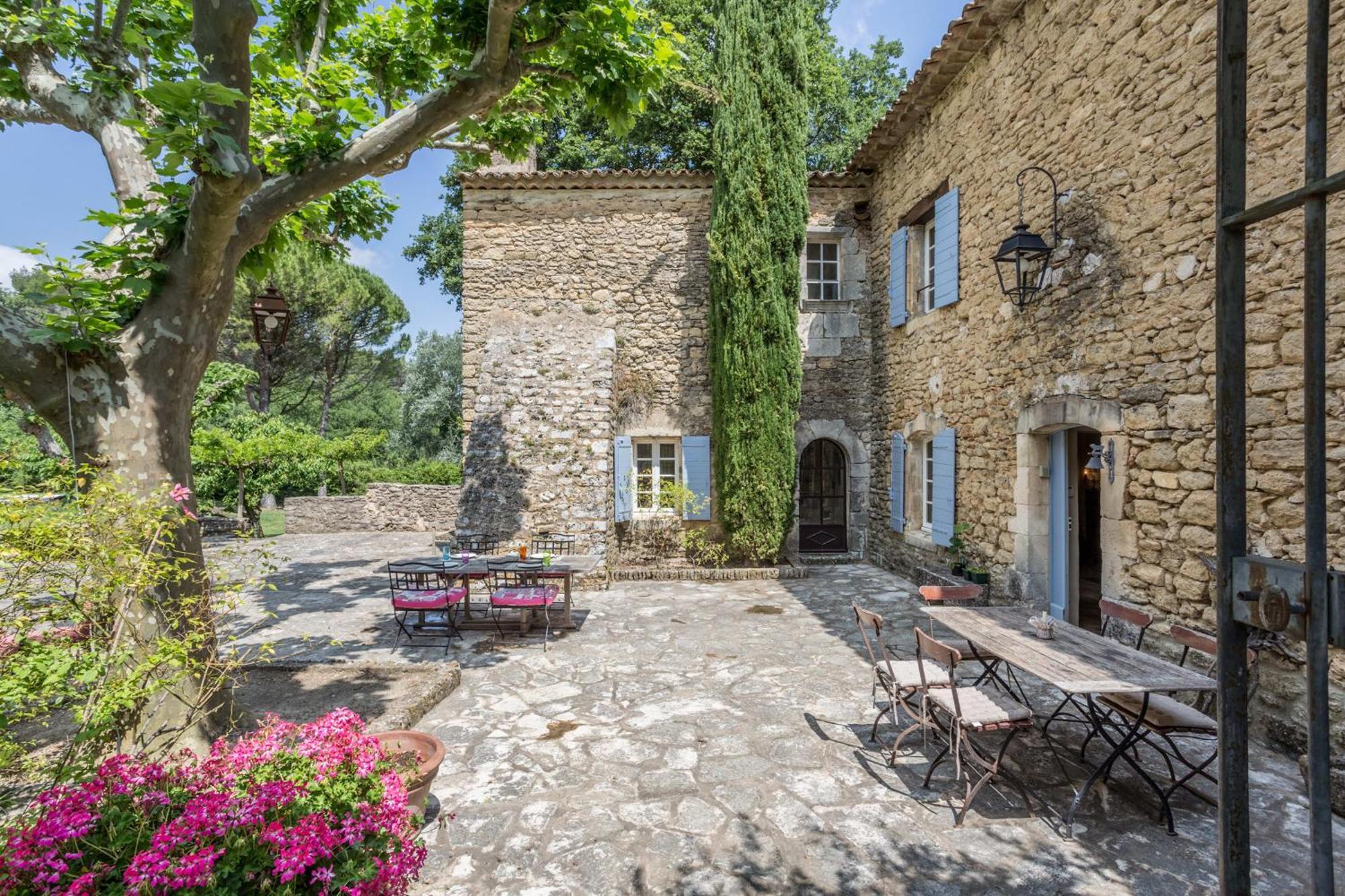 La Maison Des Artistes Ménerbes Exterior foto